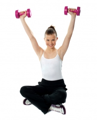 Help children love their body, girl lifting weights, positive body image