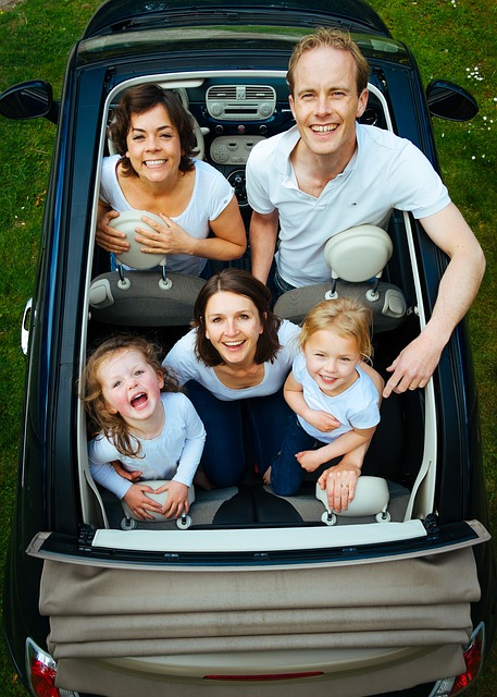 Family in Car - Auntie cuddling children